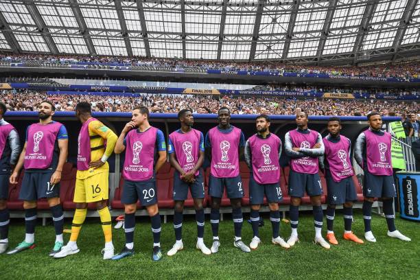 中证明了自 中证明了自